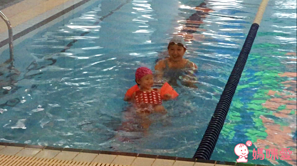 德國 Beverlykids 浮力泳衣 / 泳帽 / 蛙鏡 / 臂圈