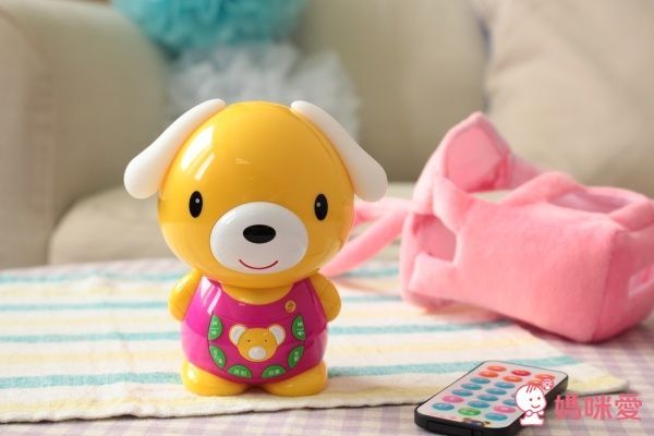 小牛津 - 小牛津查查狗藍芽故事機(加贈防摔衣)-獨家送可愛動物貼紙書-綠色+綠衣