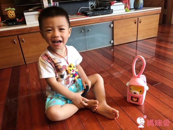 小牛津 - 小牛津查查狗藍芽故事機(加贈防摔衣)-獨家送可愛動物貼紙書-綠色+綠衣