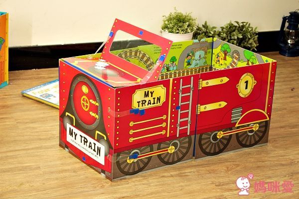 Convertible Train  趣味變身書-噗噗小火車