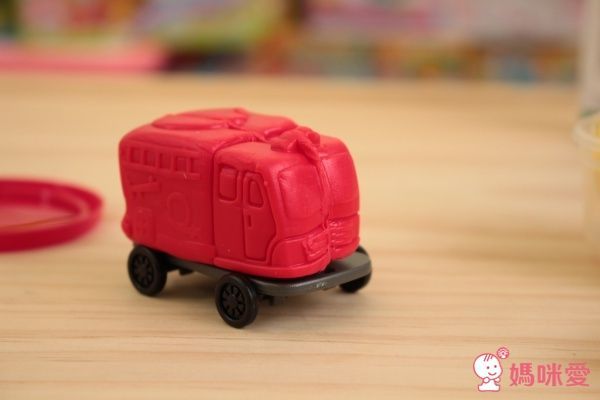 日本銀鳥 - 銀鳥無毒小麥黏土-消防車3色組(附模具)