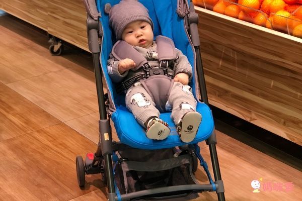 義大利 Pali AIGO 輕量摺疊推車】