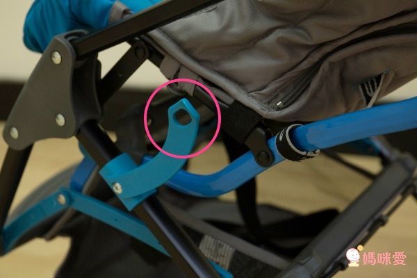 義大利 Pali AIGO 輕量摺疊推車