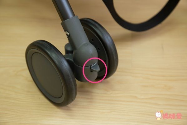 義大利 Pali AIGO 輕量摺疊推車