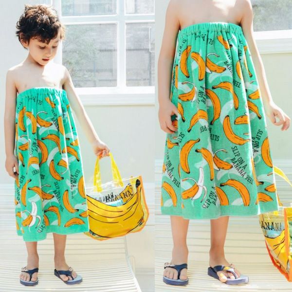 日本迪士尼✖三麗鷗★連帽毛巾罩袍 / 浴巾 / 防水包包