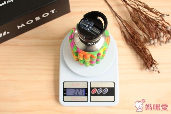 MOBOT 不鏽鋼2WAY按摩滾輪水壺