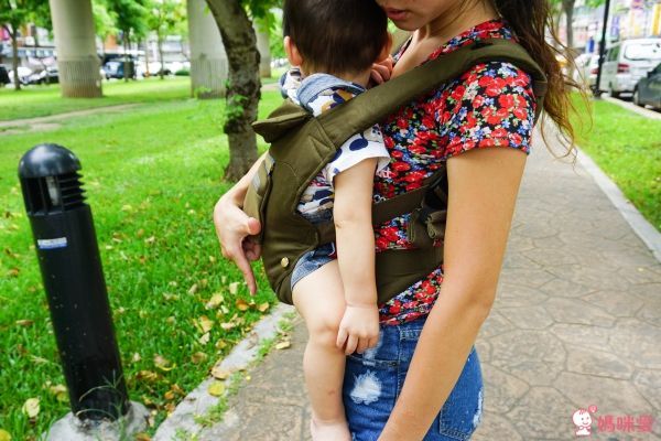 naforye 拉孚兒 超零感時尚背巾