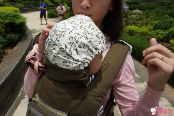 naforye 拉孚兒超零感時尚揹巾