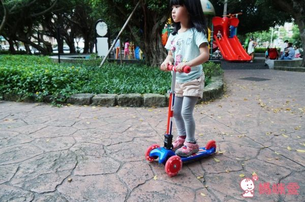 英國 Kiddimoto - 炫光摺疊滑板車Plus-粉紅邦妮 (95~140cm/40kg內)