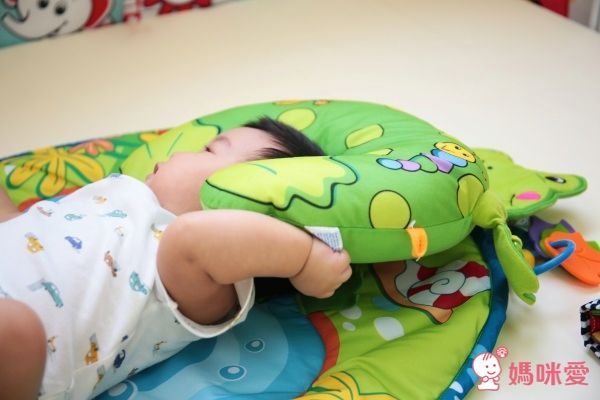 Tiny Love - 青蛙遊艇遊樂毯-小小運動場-綠色 (0M+)