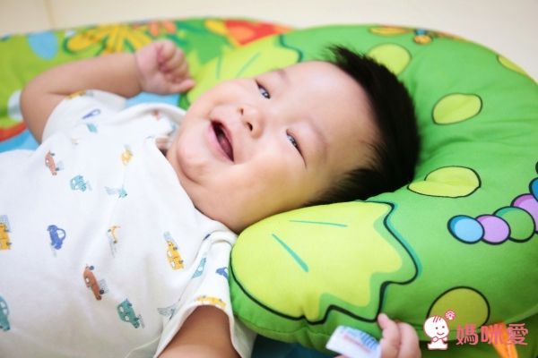 Tiny Love - 青蛙遊艇遊樂毯-小小運動場-綠色 (0M+)