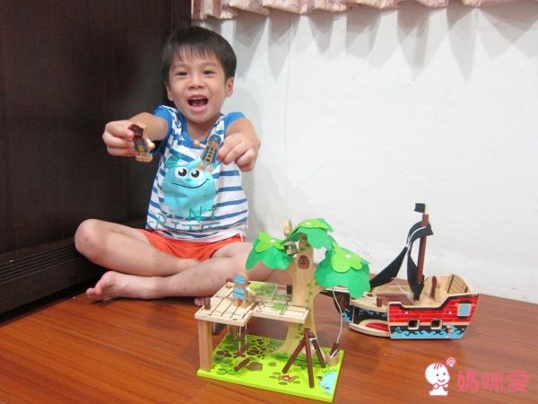 澳洲 UDEAS - QPACK主題樂園-樹屋