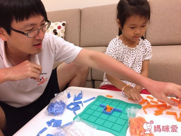 訓練小手抓握力!美國【Learning Resources 桌遊】