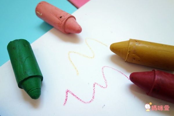 紐西蘭 Honey Sticks - 純天然蜂蠟無毒蠟筆-1歲以上寶寶適用-矮胖型-12色