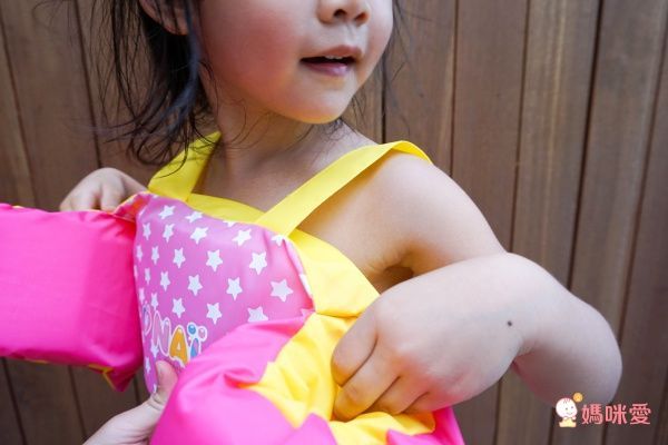 專為嬰幼兒設計的泳具【韓國Winnie Connie】