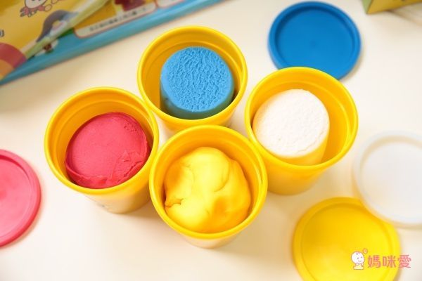 風車圖書 - 有趣小麥黏土-4色經典組(紅+綠+紫+黃)-FOOD超人-2022新版