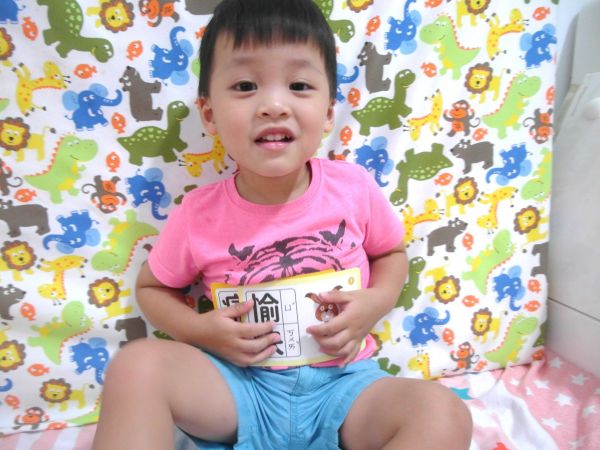 【親子天下】互動式情境圖卡♥光光老師教培養專注力♥溫美玉老師的情緒寶盒