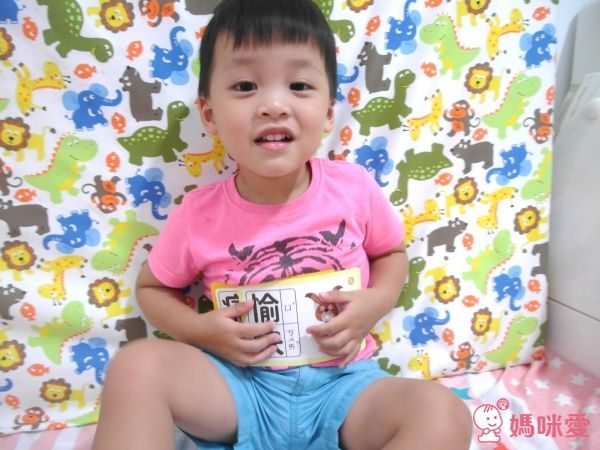 【親子天下】互動式情境圖卡♥光光老師教培養專注力♥溫美玉老師的情緒寶盒