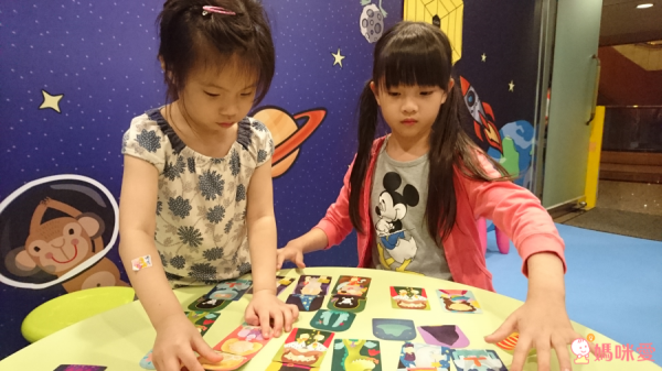 【SIMPLE RULES】俄羅斯兒童桌遊 - 隱形帽