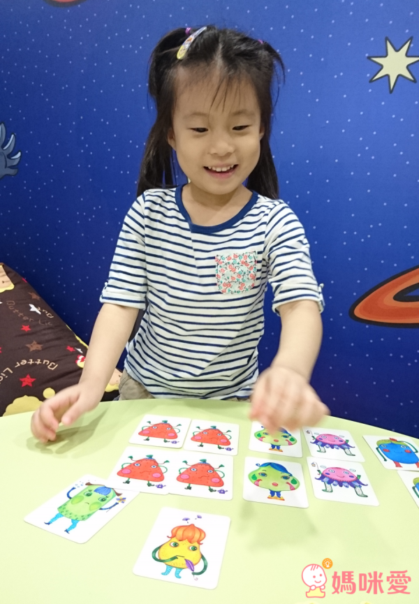 【SIMPLE RULES】俄羅斯兒童桌遊 - 大頭娃娃