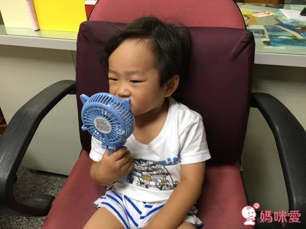  USB充電式隨身強力小風扇