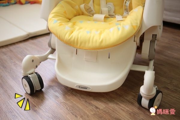 日本Combi Joy EF歡樂馬戲團 安撫餐椅搖床