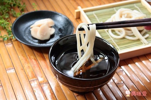 日本老舖こんぴらや - 讚岐手打半生烏龍麵_五入組-240g/包*5-效期到2022.01.09