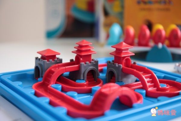 上誼新品桌遊 ☛ 暑假在家、坐車等餐，打發時間培養腦力！獨家滿額499贈小太陽生日派對遊戲卡