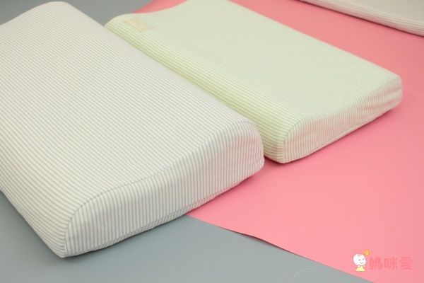 日本 Combi 有機棉護頭枕 / 護頸枕 / 兒童枕