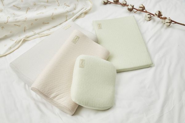 日本 Combi 有機棉護頭枕 / 護頸枕 / 兒童枕