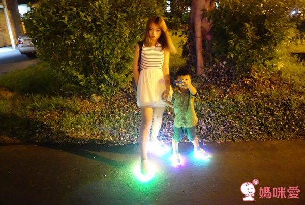 Besson JouJou LED 發光星星鞋2代/親子鞋