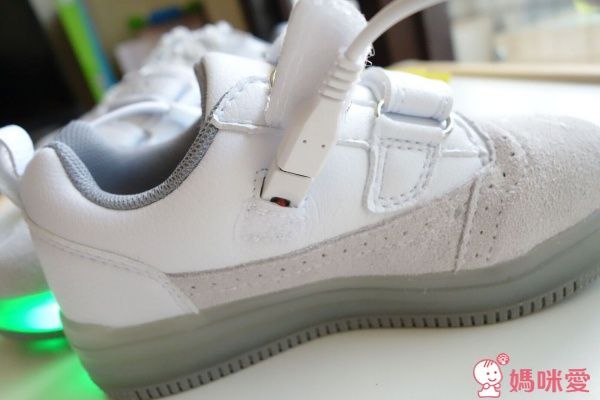 Besson JouJou LED 發光星星鞋2代/親子鞋