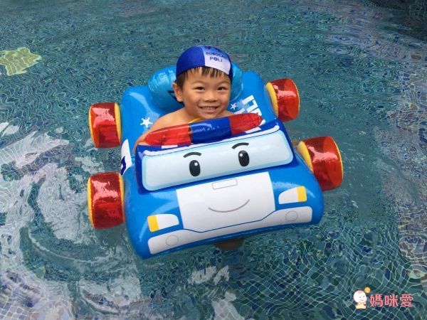 韓國救難小英雄Poli - 安寶立體汽車座圈-贈手動式打氣筒1入(顏色隨機) (適用:2-7歲、25kg以下幼兒)