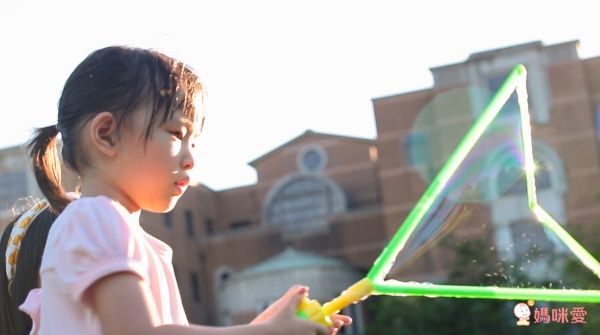 安可堡 Uncle Bubble - Uncle Bubble 安可堡泡泡剪(中)-GIANT系列