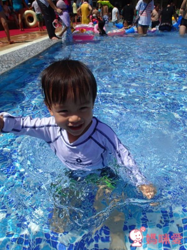 美國 SNAPPER ROCK UPF 50+ 兒童防曬泳衣 / 泳褲