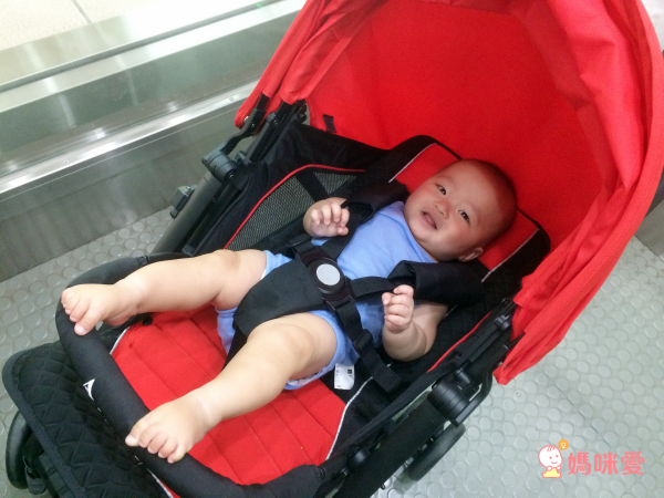 雙寶媽救星!義大利 AZZURRA 雙人&單人推車,6m~3y 適用