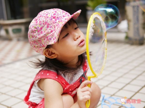 日本製 Connect M ✖ Romping Universe 抗 UV 遮陽帽