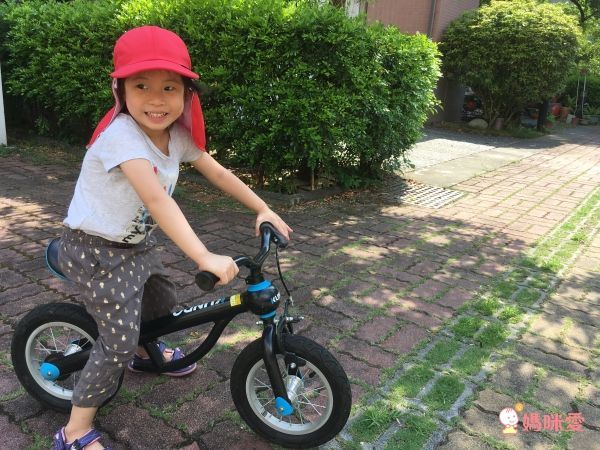 日本 Coolbit 抗 UV 遮脖水涼帽