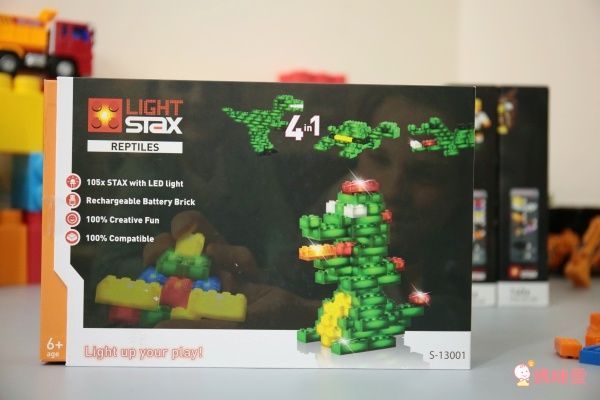 美國 Light Stax - LETTERS亮亮積木-大顆粒系列-字母款-24顆