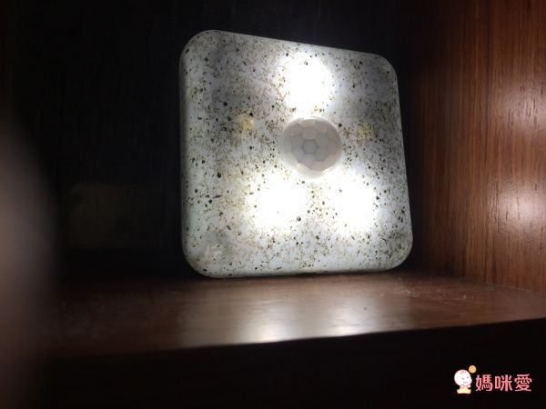 安全家多功能夜 (視) 燈 