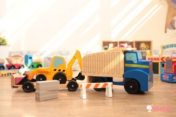 Amazon五星【美國瑪莉莎】超大交通遊戲地墊、木製軌道車車玩具