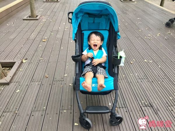 ZOE Xtra Lligt V2 嬰幼兒手推車 F13