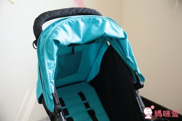 ZOE Xtra Lligt V2 嬰幼兒手推車 F13