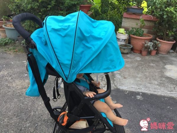 ZOE Xtra Lligt V2 嬰幼兒手推車 F13