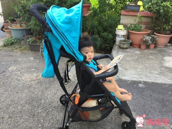 ZOE Xtra Lligt V2 嬰幼兒手推車 F13
