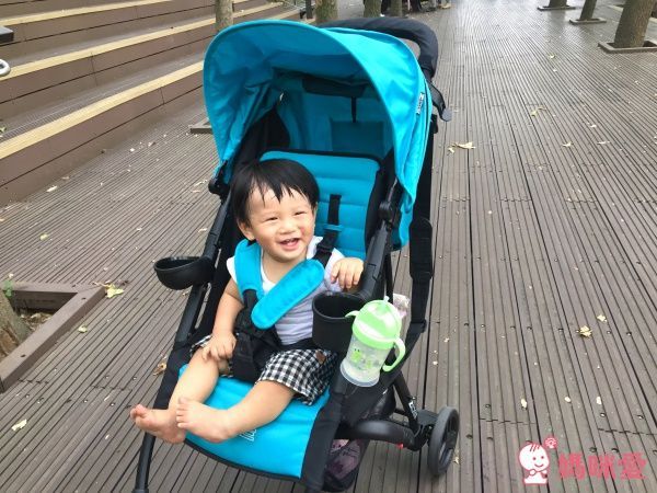 ZOE Xtra Lligt V2 嬰幼兒手推車 F13