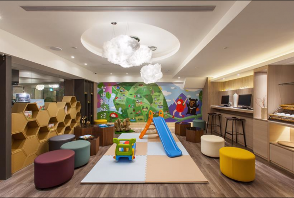 輕鬆時尚親子小旅行☀台中星漾一泊一食47折起!