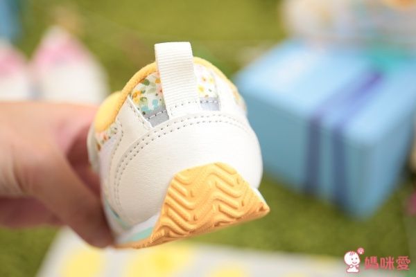 日本 IFME ✖ MOONSTAR 機能童鞋 ✖ ASICS 學步鞋