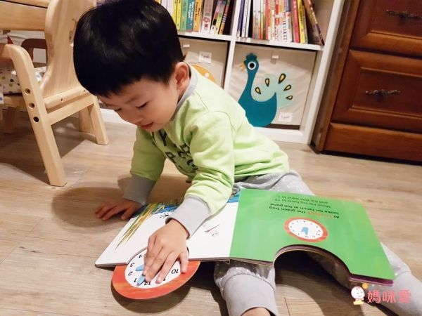 【禾流文創】國際繪本艾瑞卡爾有聲學習套書 / 會動的小汽車立體書！