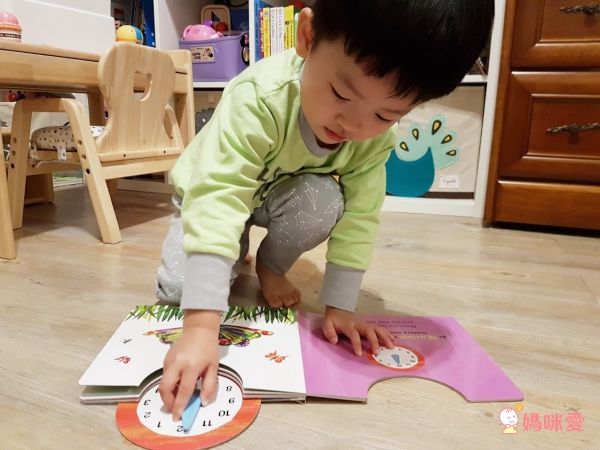 【禾流文創】國際繪本艾瑞卡爾有聲學習套書 / 會動的小汽車立體書！